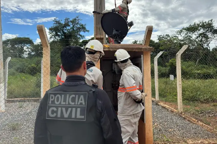 Ação integrada flagra locais com ligações clandestinas de energia elétrica em MT.