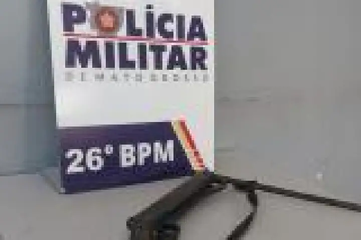 Acusado de agressão é preso com arma de pressão adaptada para tiros.