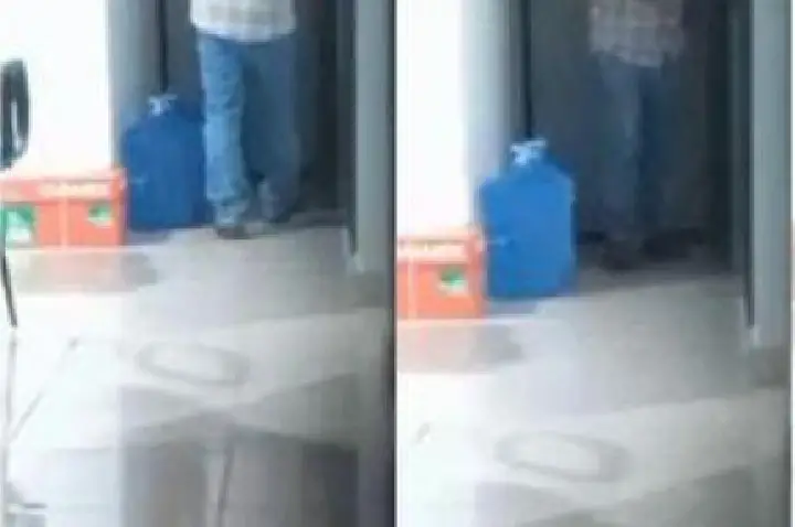 Acusado de filmar colegas de trabalho no banheiro é preso.