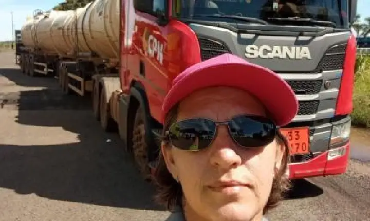 Caminhoneira morta durante acidente é identificada; veículo pegou fogo na BR-070.