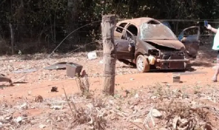 Casal fica ferido após carro capotar várias vezes na MT-457.