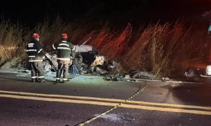 Duas pessoas morrem e 3 crianças ficam feridas após ultrapassagem na MT-235.