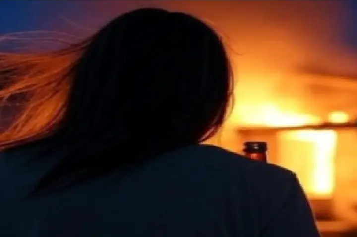 Homem ameaça incendiar casa da mãe, derruba portão e acaba preso em Cáceres.