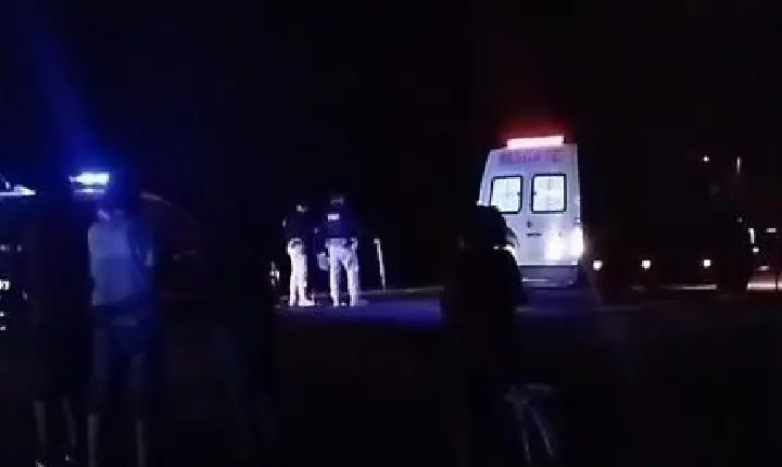Idosa de 93 anos morre atropelada por caminhão ao atravessar rodovia federal.