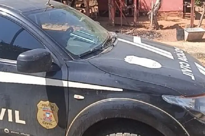 Idoso de 86 anos é preso por estupro após ser condenado a 10 anos de prisão.