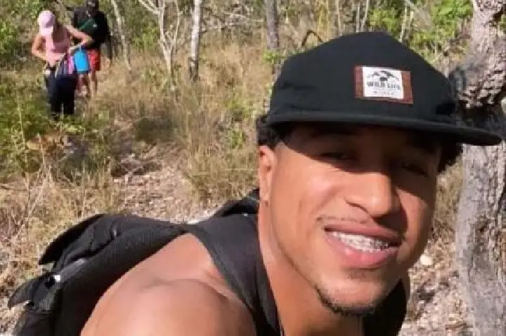 Jovem de 23 anos morre em acidente de trânsito na madrugada.