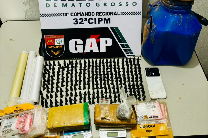PM prende faccionado com drogas e máquinas caça-níqueis.