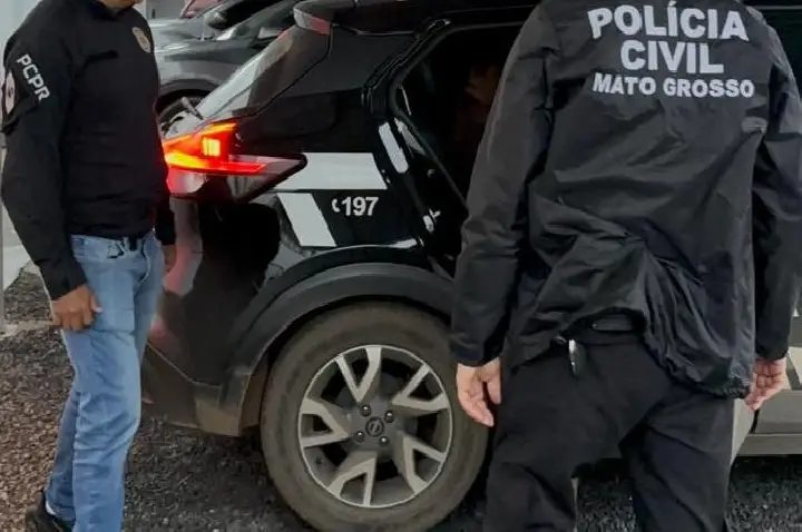 Polícia Civil cumpre mandados contra grupo investigado por golpes.
