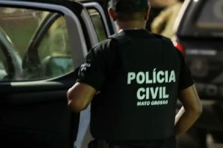 Polícia Civil cumpre prisão contra jovem condenado por tráfico de drogas.