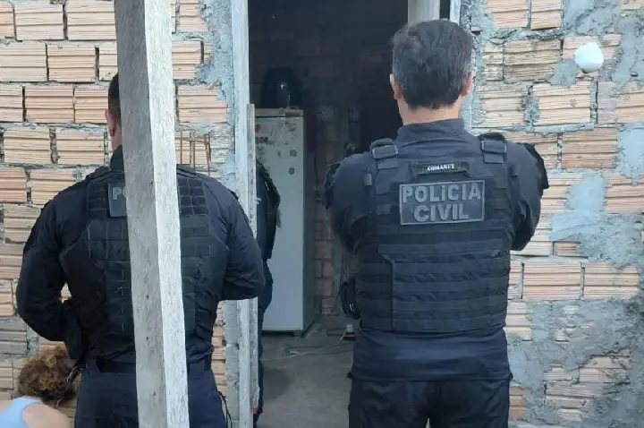 Polícia Civil deflagra operação para desmantelar quadrilha voltada para o tráfico.