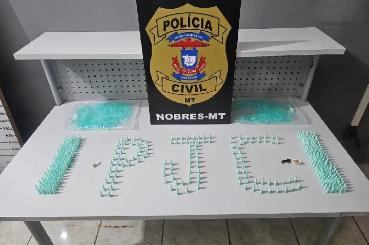 Polícia Civil desarticula ponto de tráfico próximo à unidade prisional e prende suspeito.
