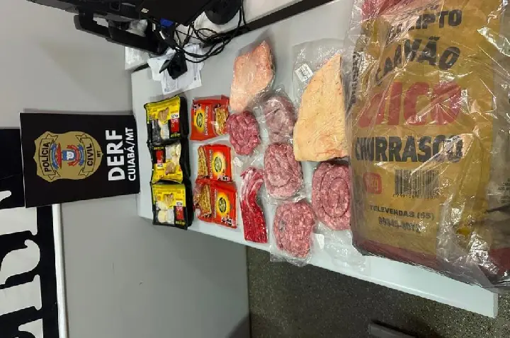 Polícia Civil prende mulheres por receptação de produtos roubados de casa de carnes.