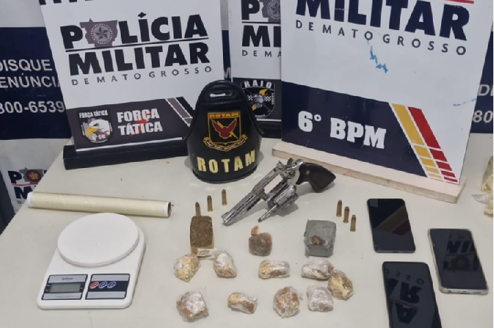 Polícia Militar prende dois faccionados com drogas e revólver em Cáceres.