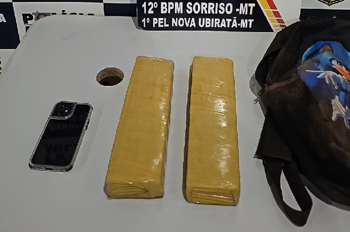 Polícia Militar prende homem faccionado com três quilos de maconha.