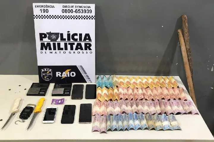 Polícia Militar prende quatro faccionados e resgata criança de 
