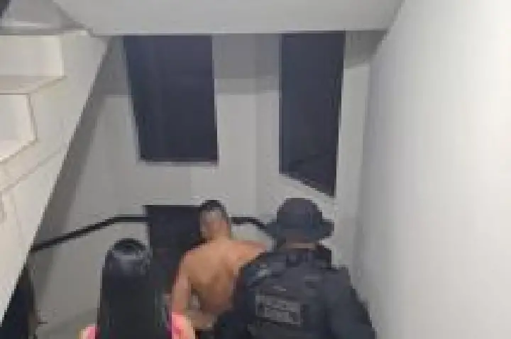 Quadrilha que roubou 197 toneladas de soja é alvo de operação.