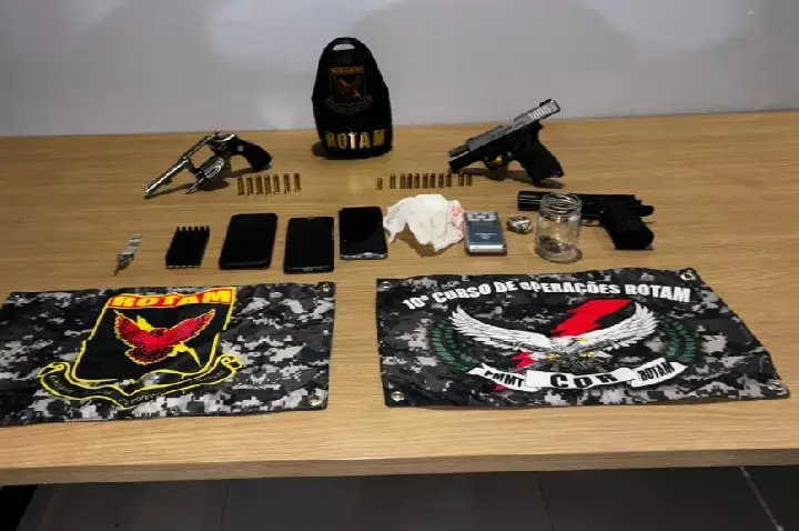 Rotam prende cinco faccionados com drogas e armas de fogo em Pontes e Lacerda.