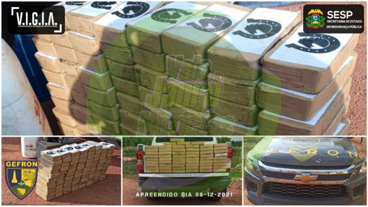 Gefron apreende droga avaliada em R$ 1.590.300,00 escondida em ônibus que faz linha da comunidade Triunfo para Pontes e Lacerda; v
