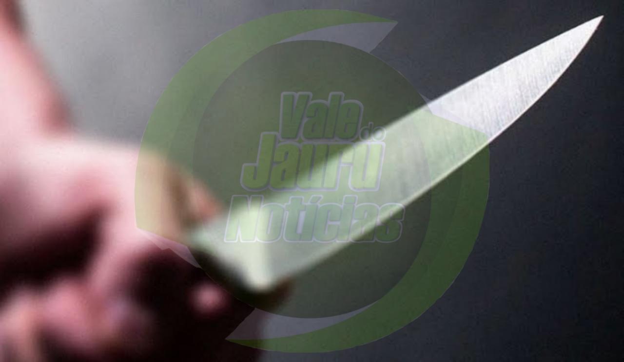 Homem sem documentos é esfaqueado e levado ao HMC