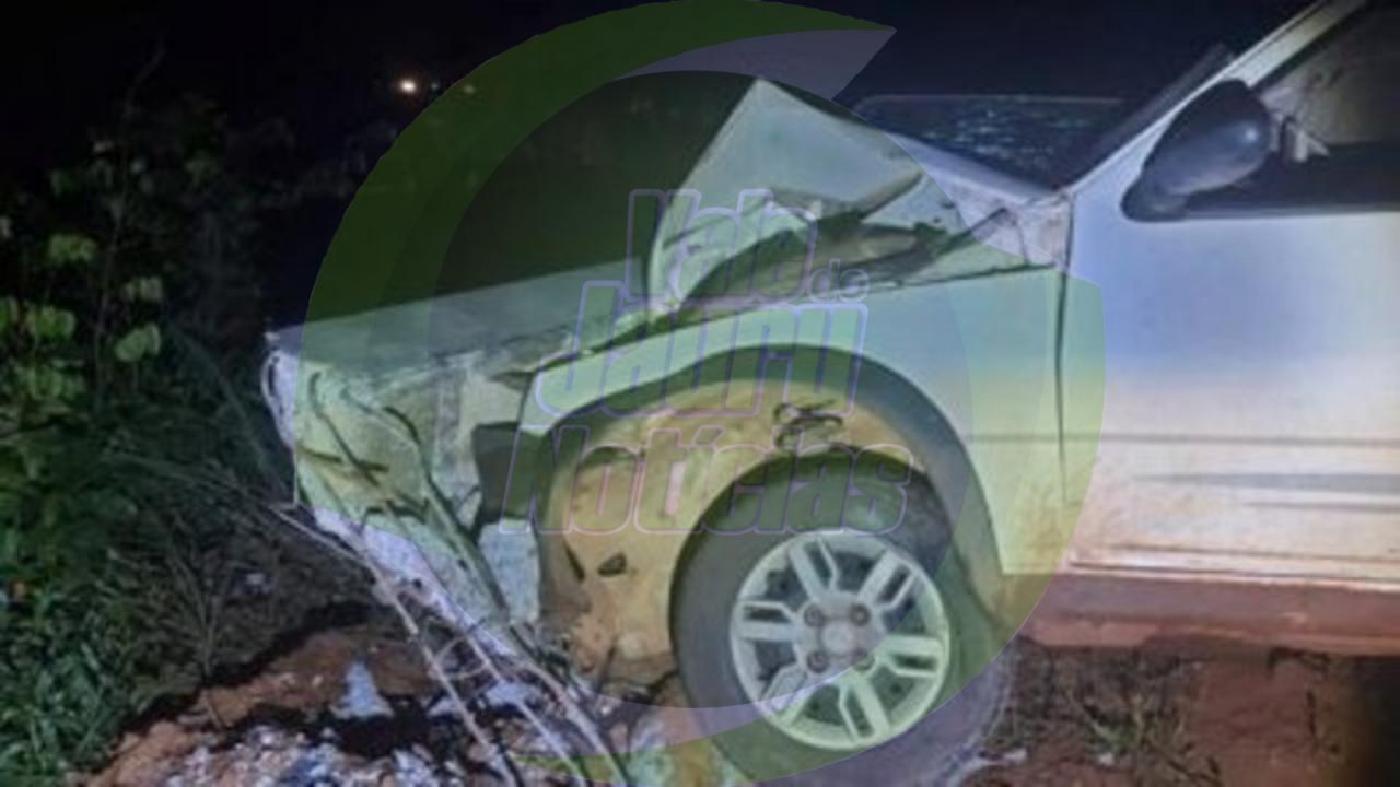 HOMEM TENTA MATAR IRMÃO E CUNHADA; FOGE DA PM E BATE EM POSTE