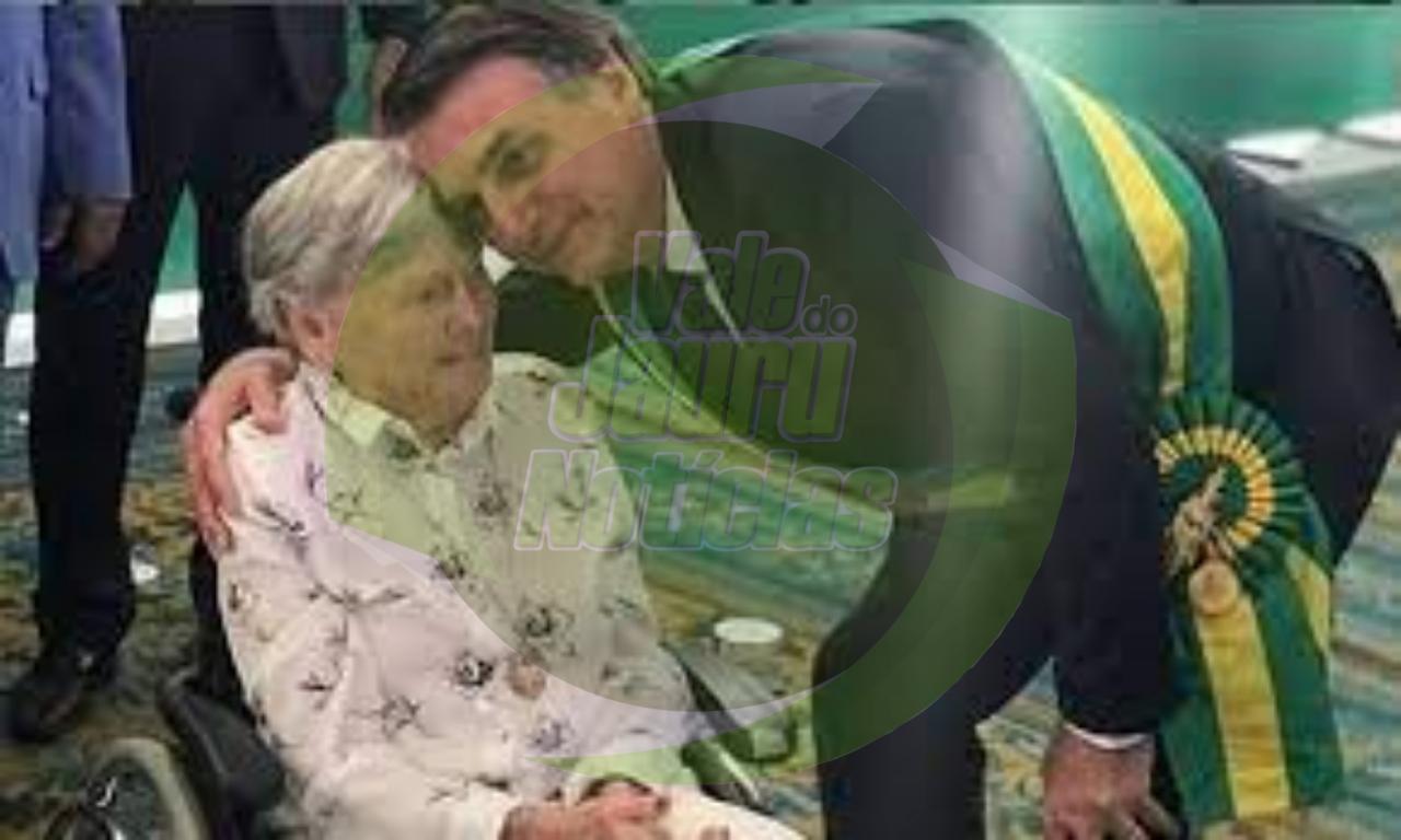 Mãe de Bolsonaro morre aos 94 anos; anúncio foi feito pelo presidente