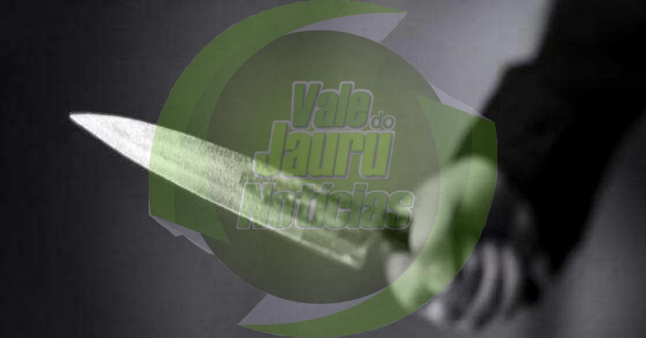 Idoso leva facada no pescoço durante culto evangélico