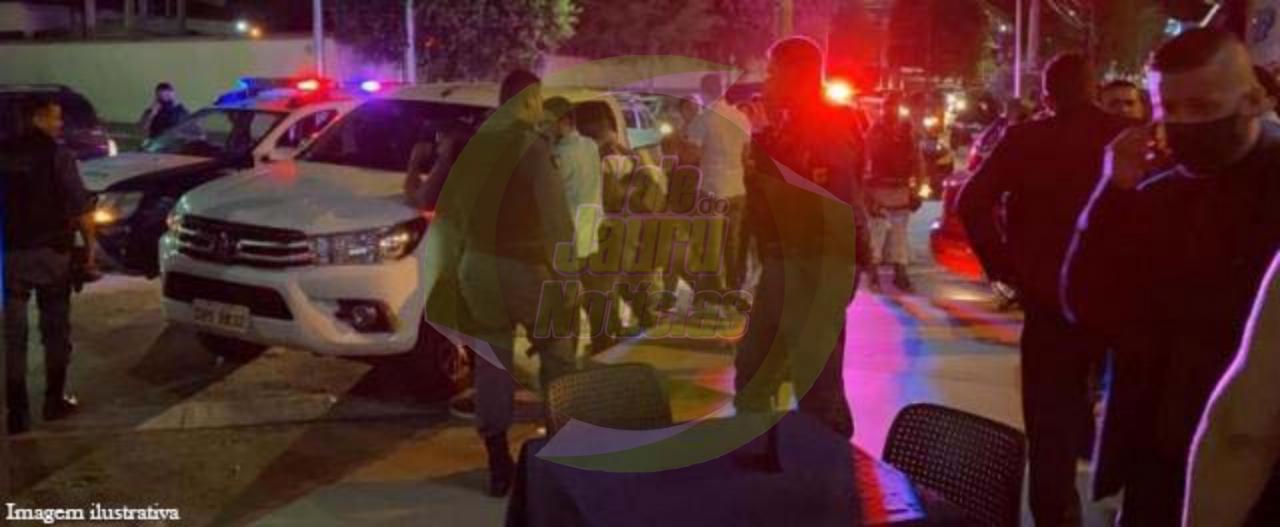 PM PRENDE TRÊS APÓS BRIGA E FULERAGEM NA MADRUGADA DE HOJE EM CÁCERES