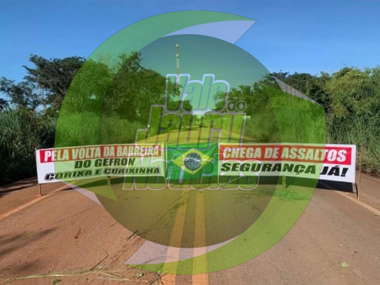 FAZENDEIROS E SITIANTES DE CÁCERES BLOQUEIAM FRONTEIRA COM A BOLÍVIA EM PROTESTO CONTRA ASSALTOS NA REGIÃO