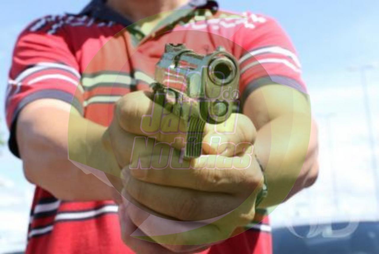 Homem resiste a sequestro e leva tiro no rosto no interior