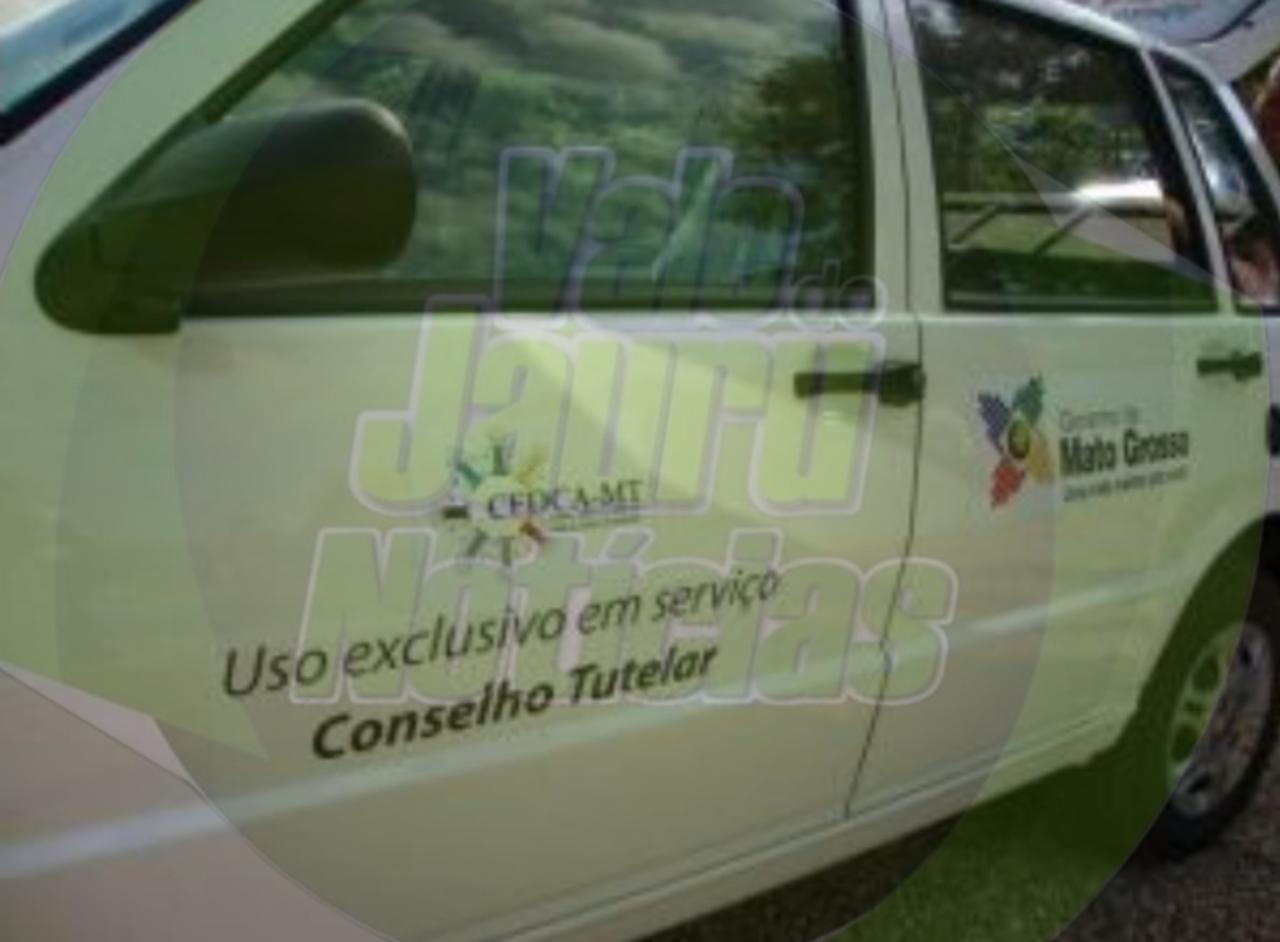 Jovem de 28 anos é detida por deixar os cinco filhos sozinhos em casa para ir em bar Araputanga