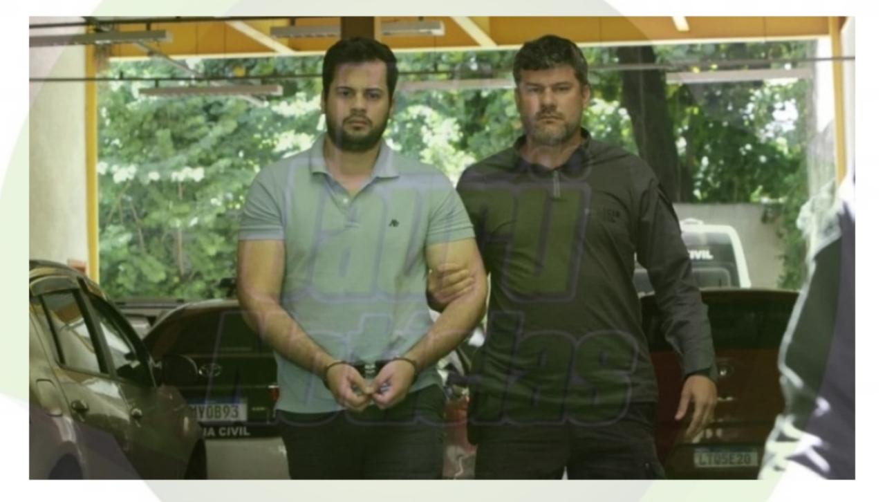 Anestesista acusado de estuprar pacientes passa por audiência hoje