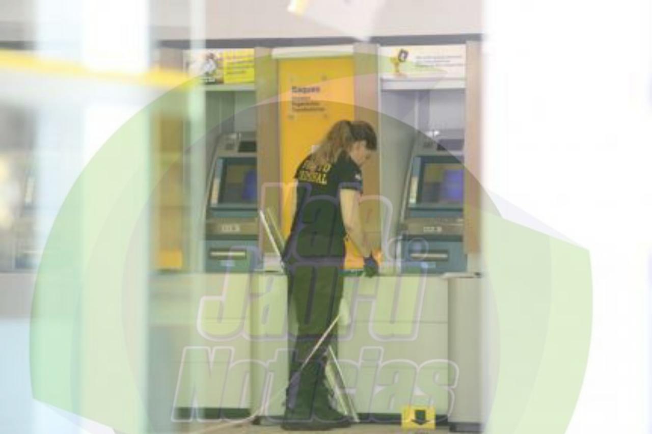 Bandidos morrem baleados ao tentarem furtar banco de VG