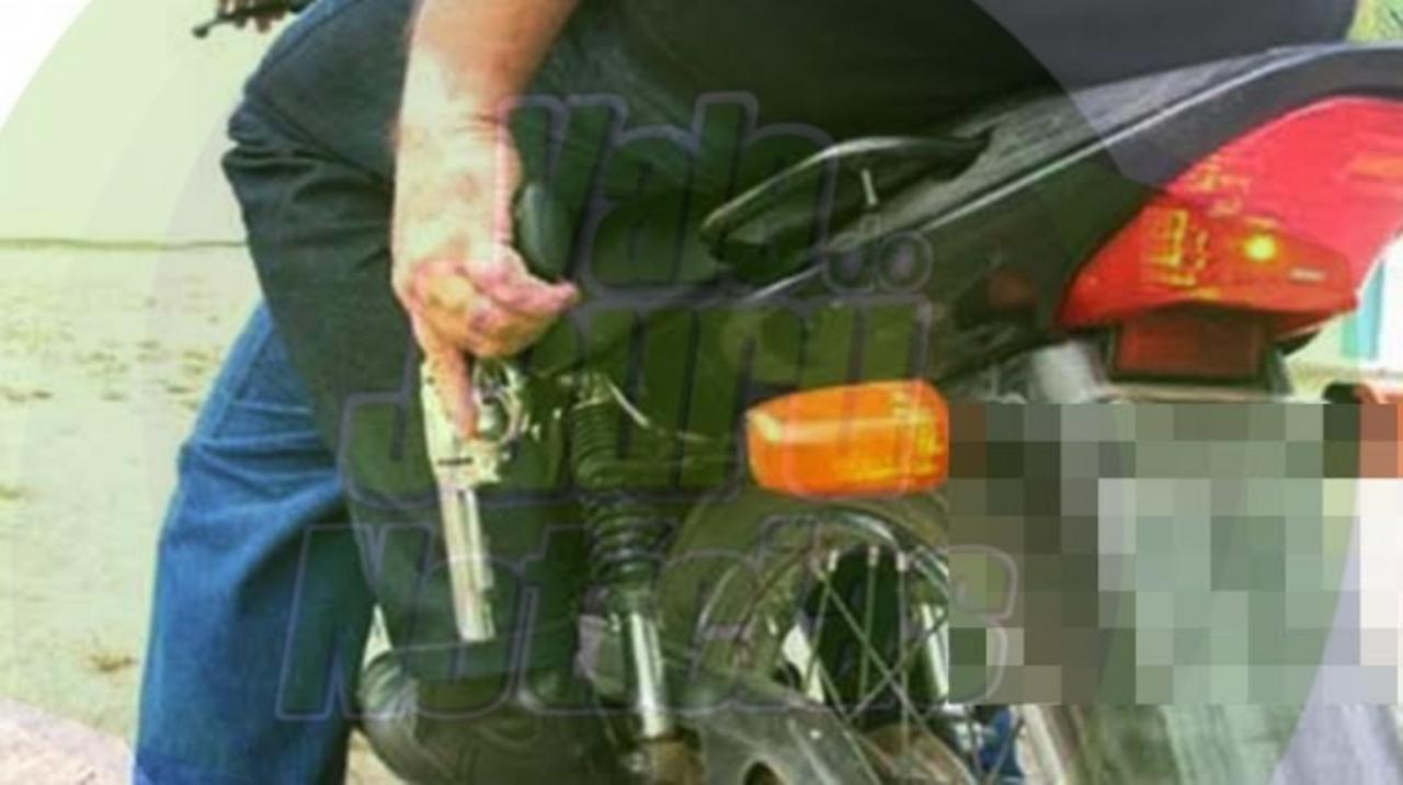 Dupla de moto tenta matar idoso em avenida do interior; menor é suspeito