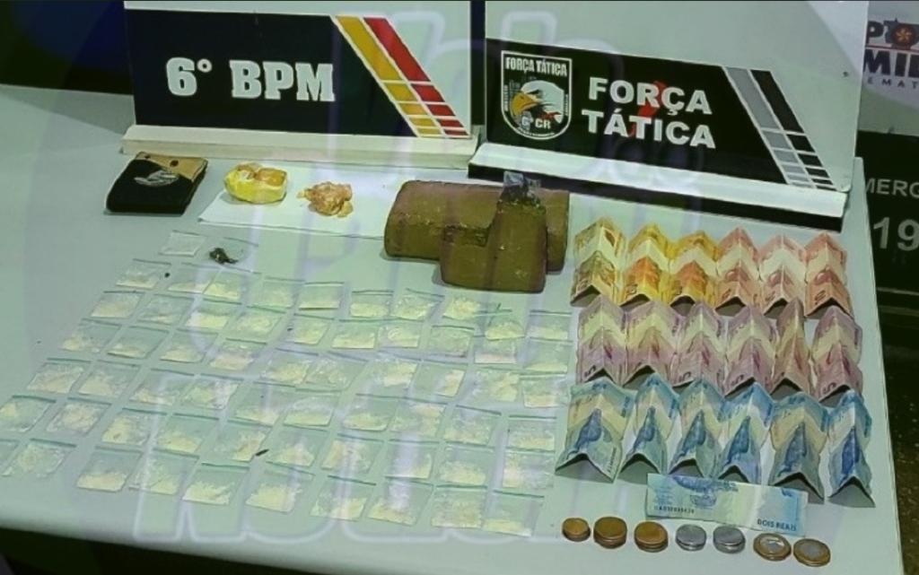 PM PRENDE DUPLA COM GRANDE QUANTIDADE DE DROGAS EM RESIDÊNCIA NO BAIRRO SÃO JORGE, EM CÁCERES
