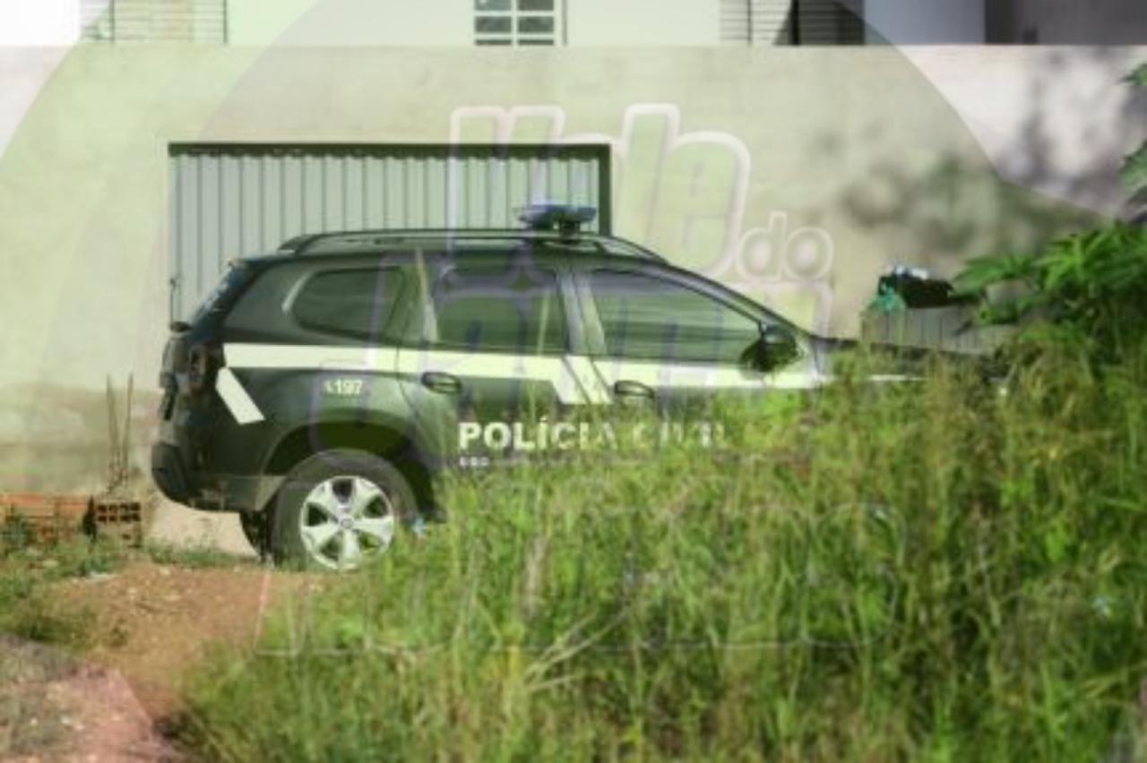 Polícia Civil troca tiros com criminosos durante monitoramento; um é baleado