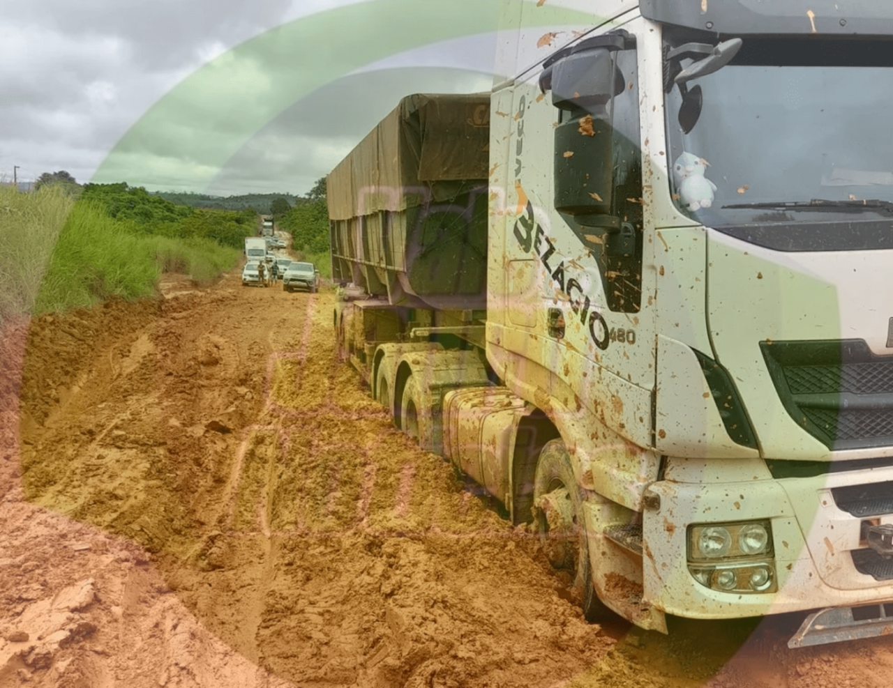 ATOLEIROS DIFICULTAM PASSAGEM DE VEÍCULOS EM TRECHO DA BR-174