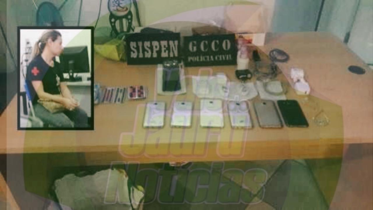 Governo exonera servidora flagrada levando celulares para o CV