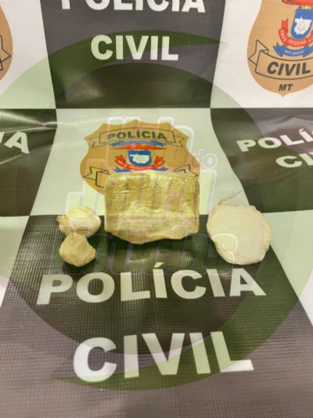 Polícia Civil apreende porções de cocaína e pasta base em residência em Mirassol D'Oeste