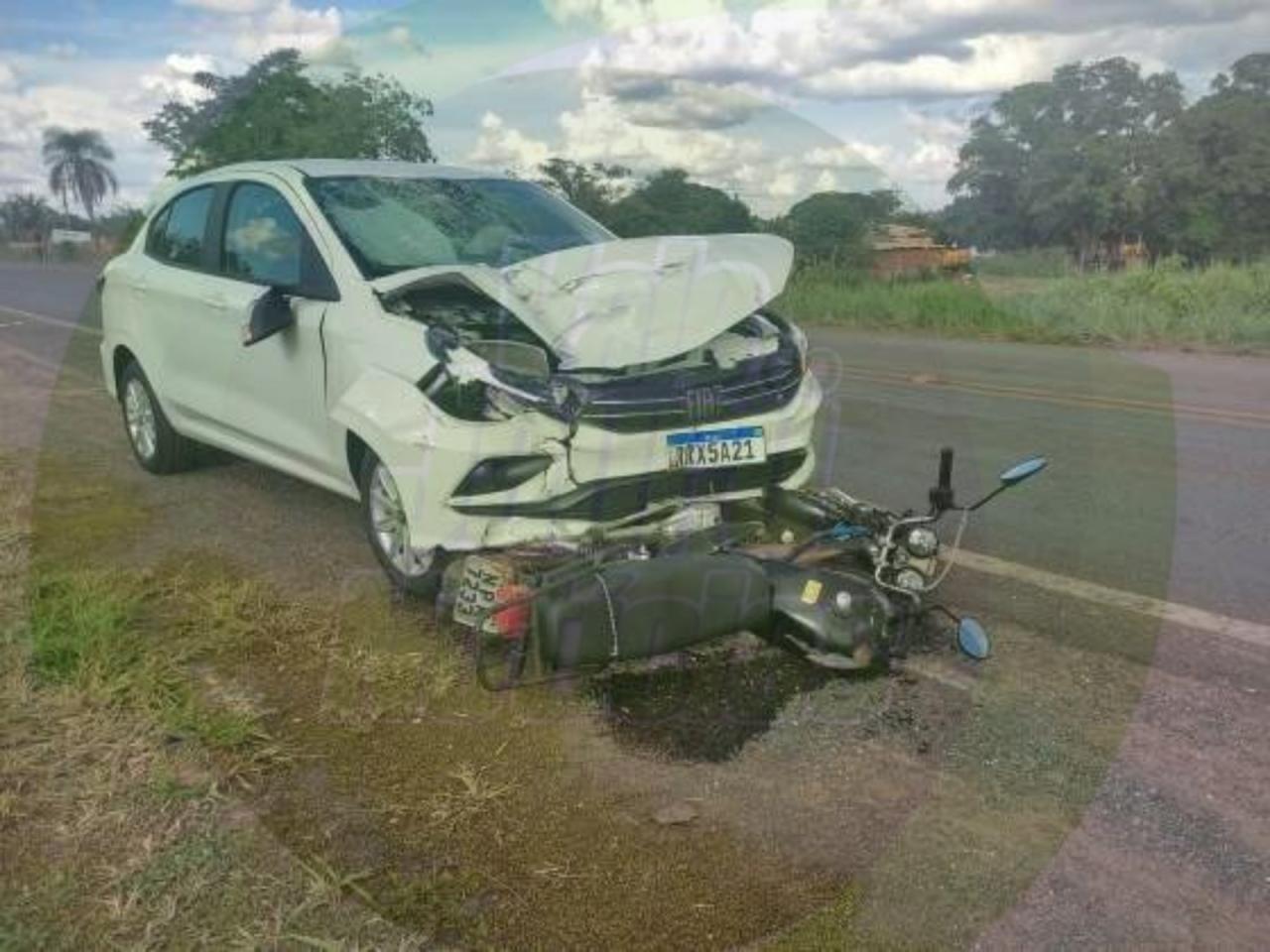 Carro atinge e mata motociclista em Nossa Sra. do Livramento