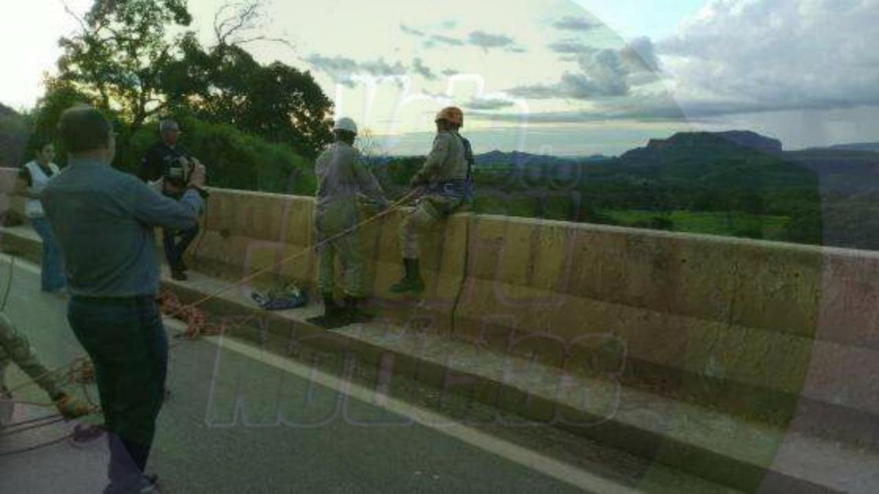 Corpo que pode ser de caminhoneiro desaparecido é localizado debaixo de ponte em Pedra Preta