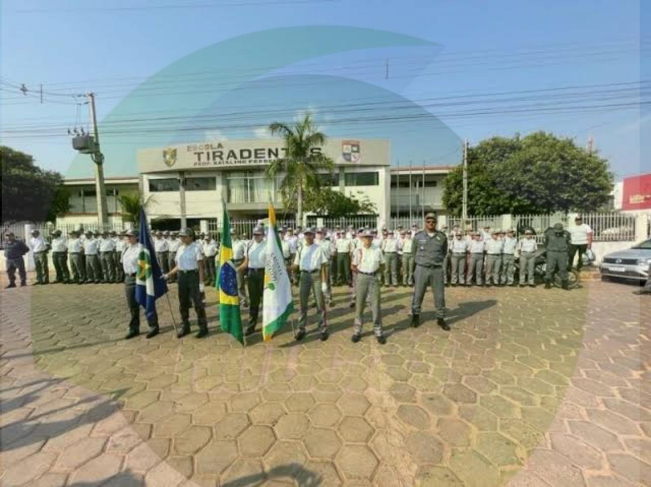Retificando: Escola Militar Tiradentes Professor Natalino Ferreira Mendes tem duas alunas escolhidas para intercâmbio em Londres
