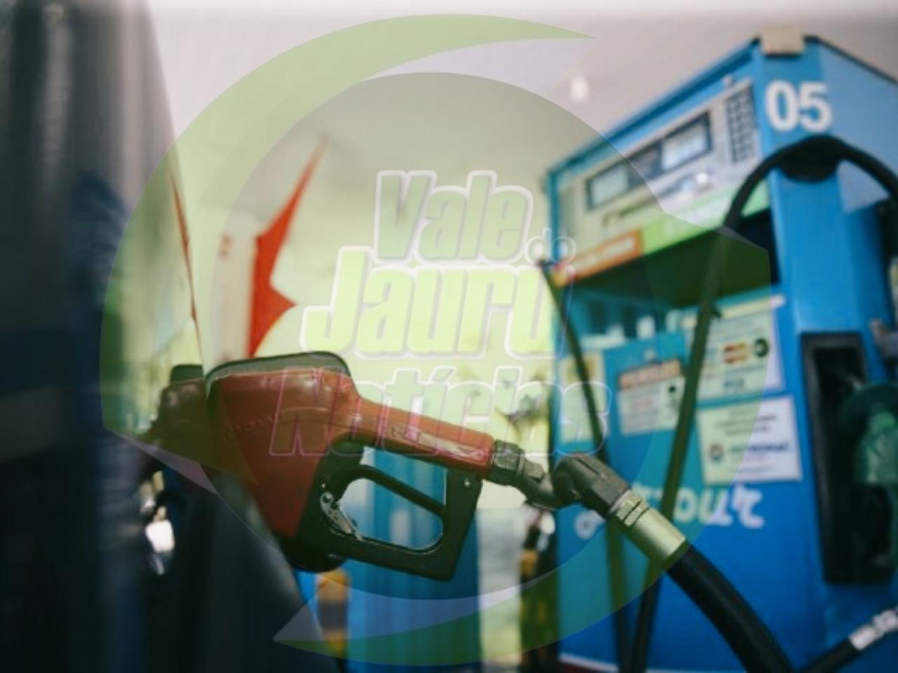 Frentista de posto em Curitiba põe fogo em cliente durante discussão