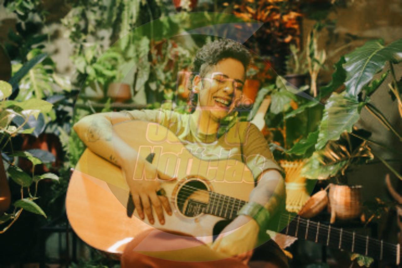 VIOLÊNCIA DE GÊNERO:  Cantora denuncia assédio sexual de colega músico em Cuiabá MT