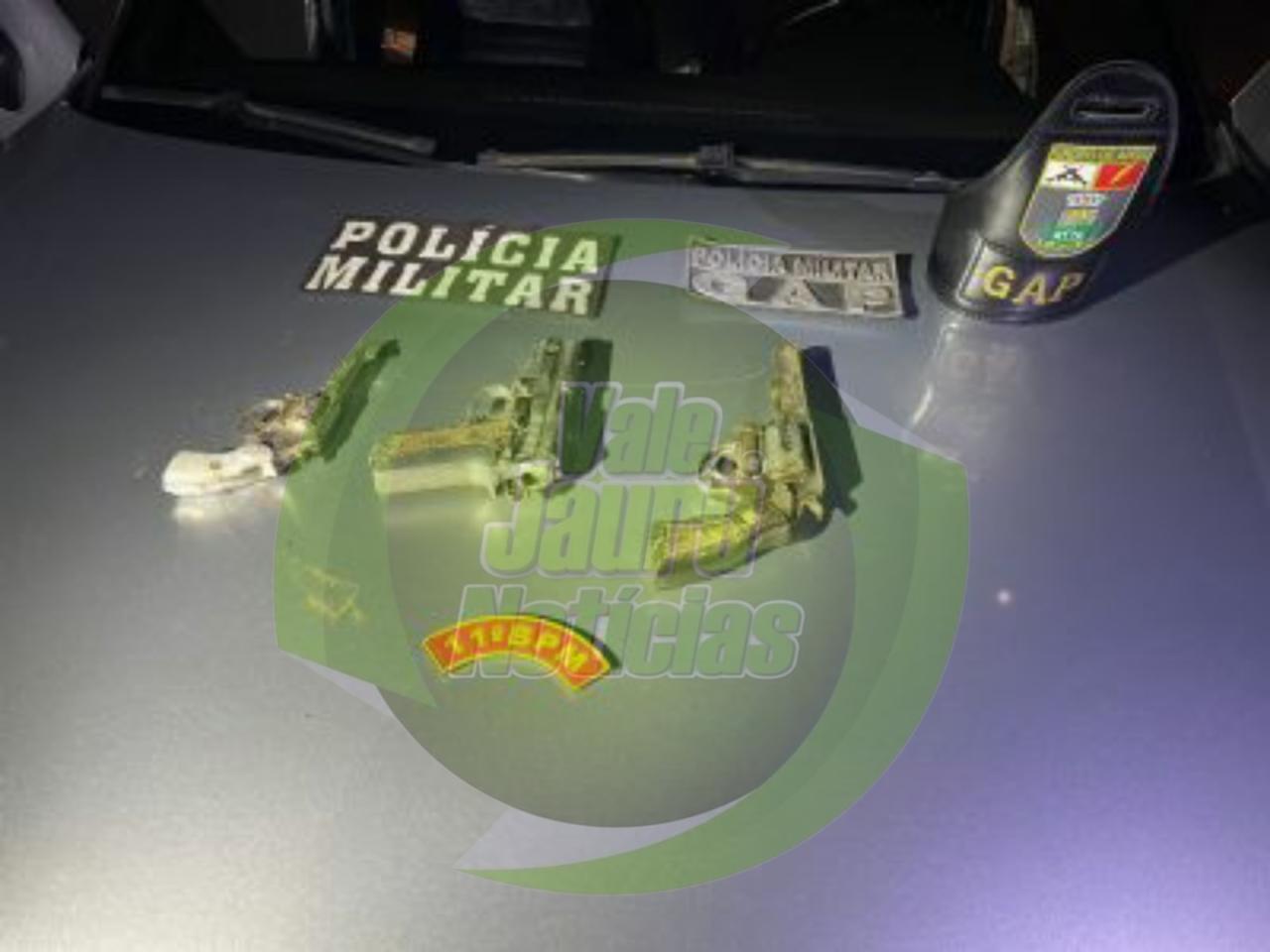 Assaltantes de carro morrem baleados em confronto com a polícia em MT