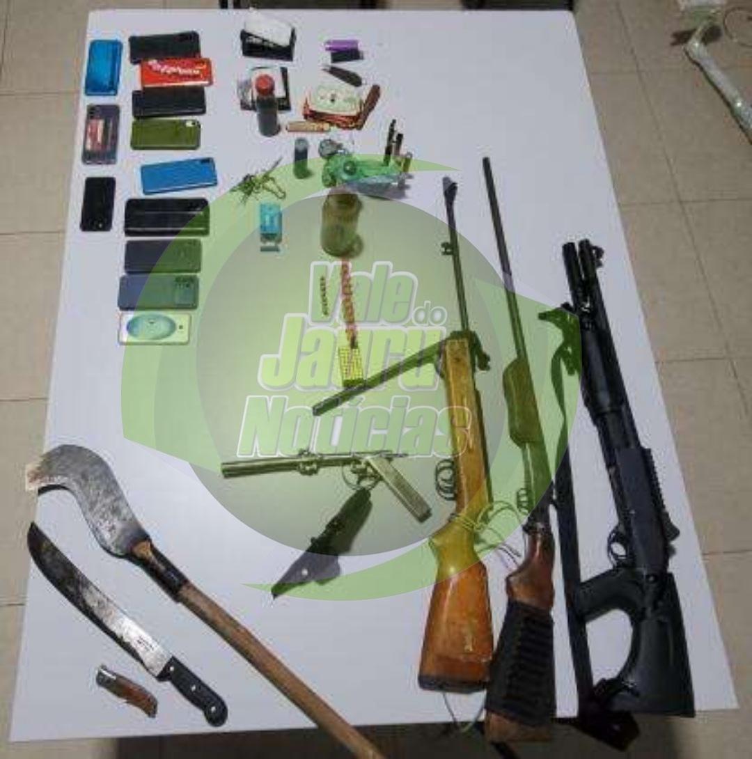 Polícia prende 14 criminosos por invasão de terra em fazenda de MT