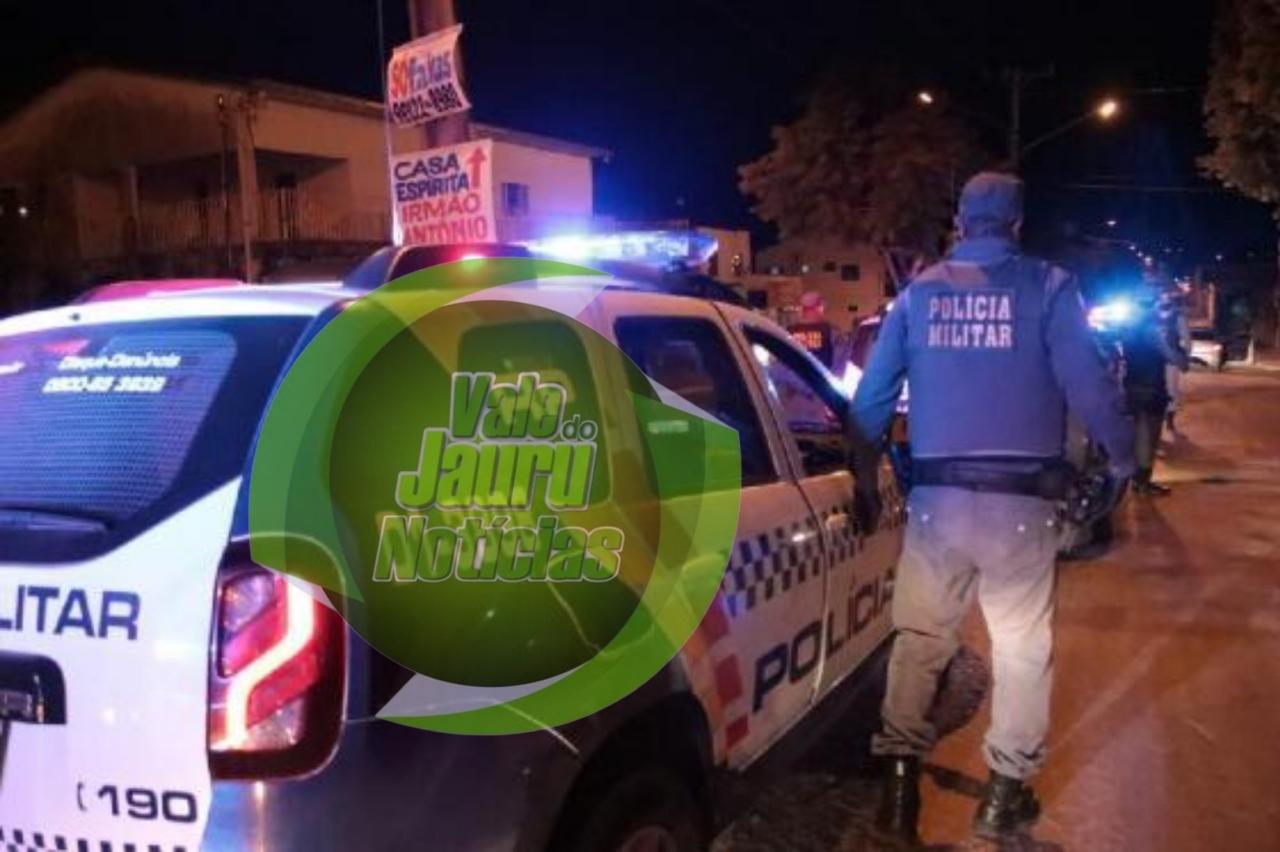 Com moto e arma roubadas, suspeito foge de abordagem e morre em confronto com a Polícia Militar