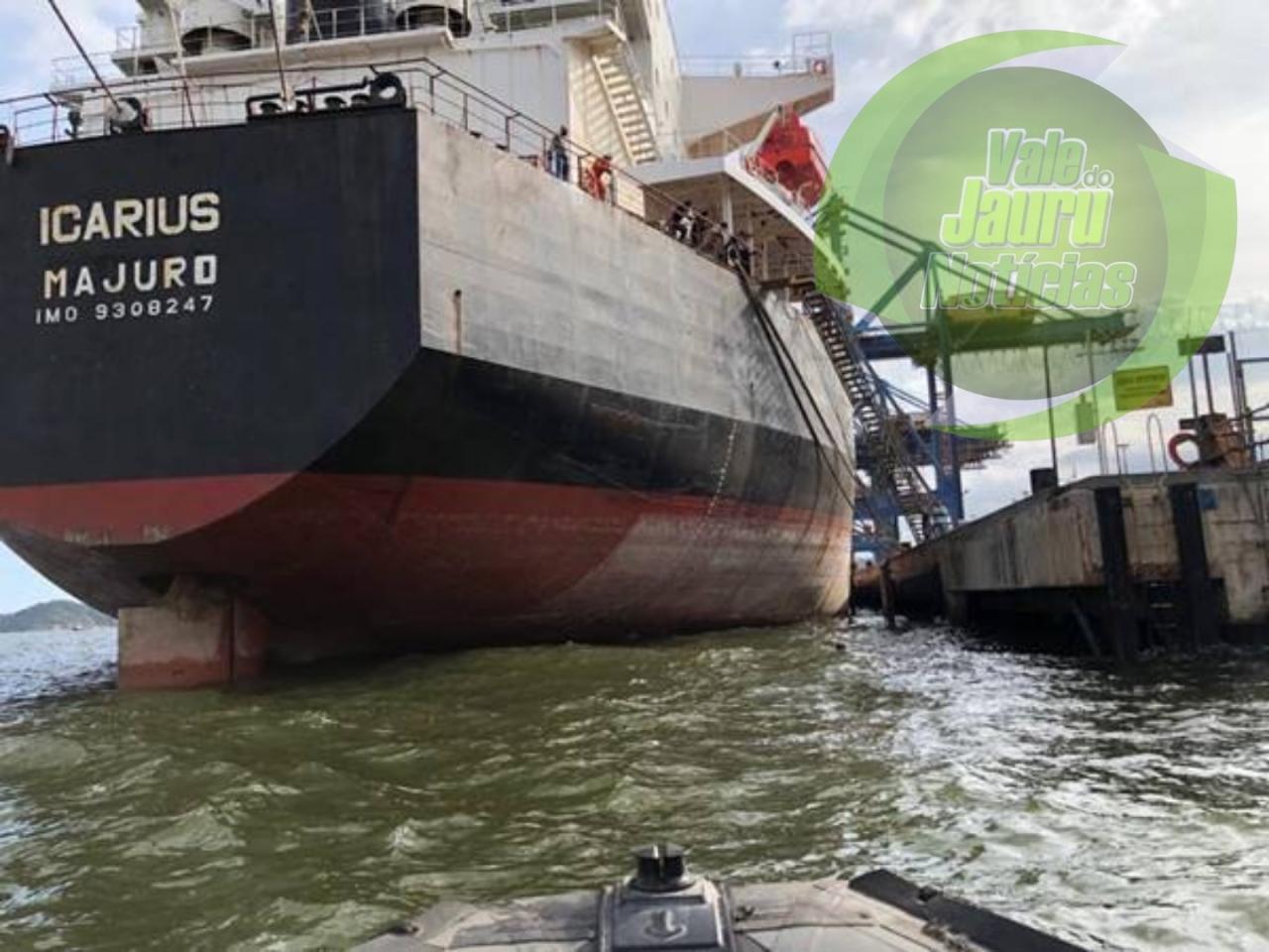 PF prende mergulhadores do Comando Vermelho que escondiam cocaína em navios