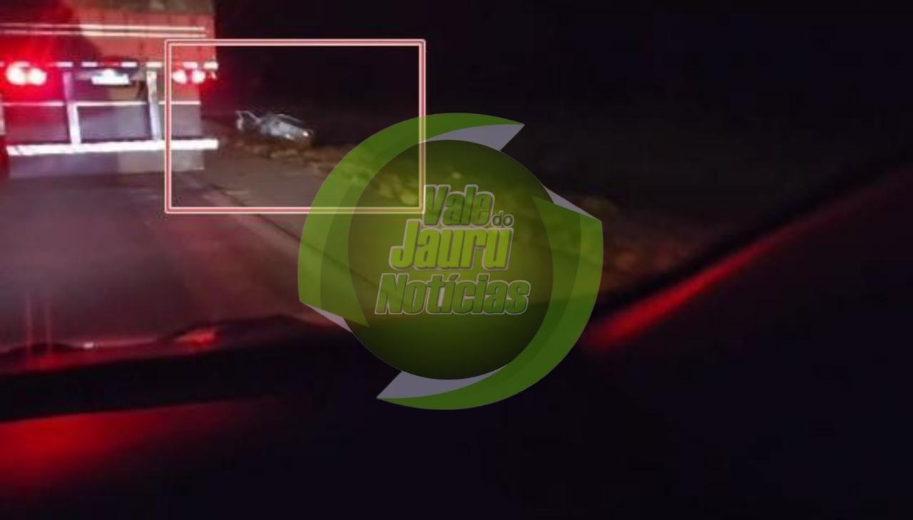 Condutor de 64 anos morre horas depois de bater carro em caminhão