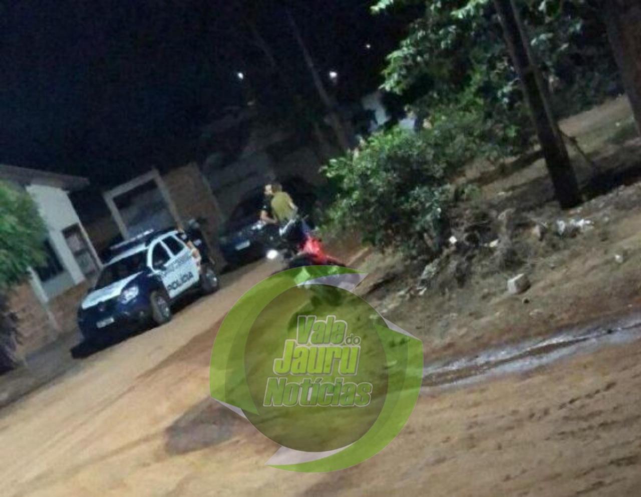 Duas mulheres grávidas e dois adolescentes são baleados por dupla em motocicleta, em boca de fumo de Mirassol D'Oeste