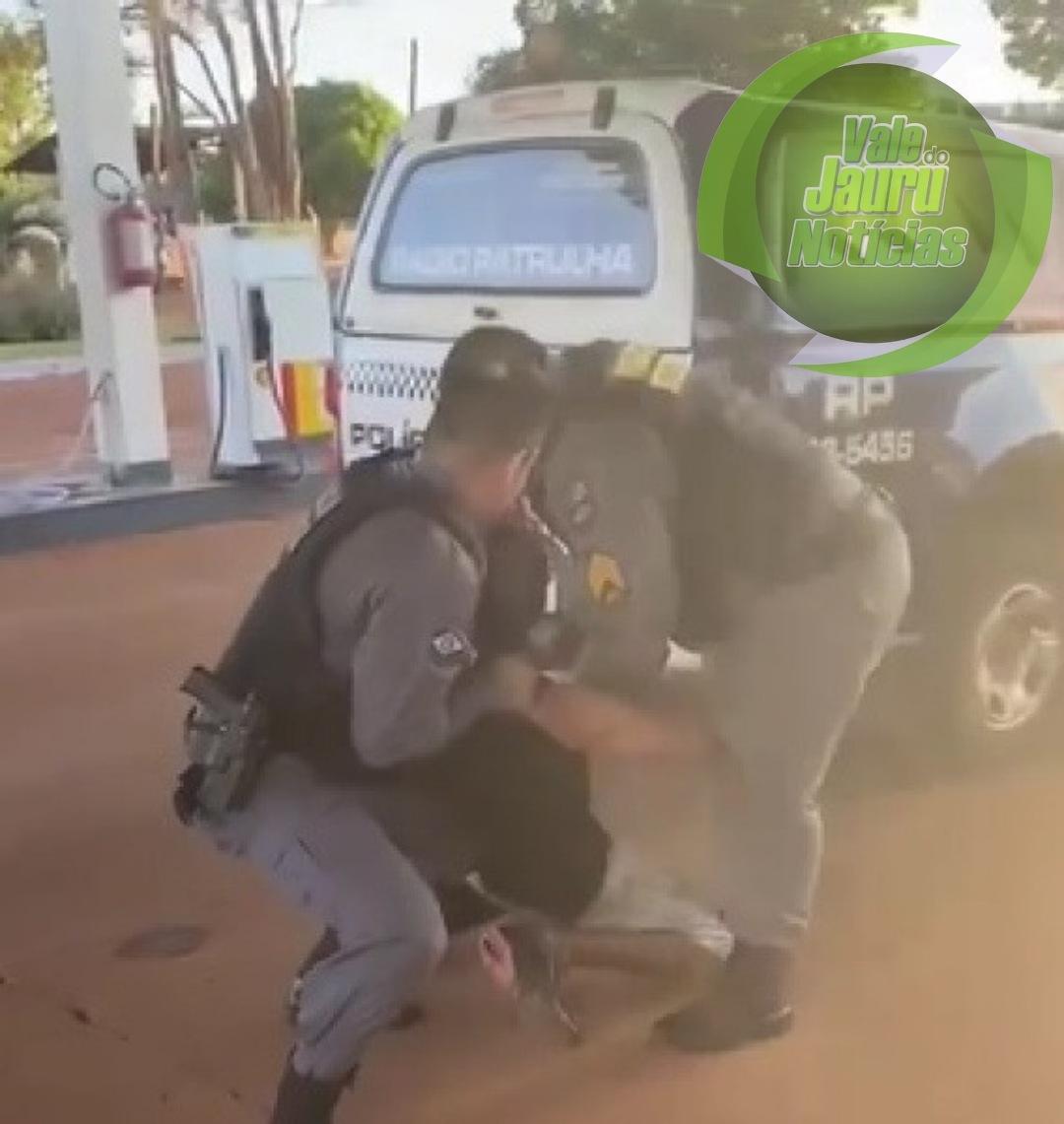 Homem é baleado pela PM após ameaça com pedra